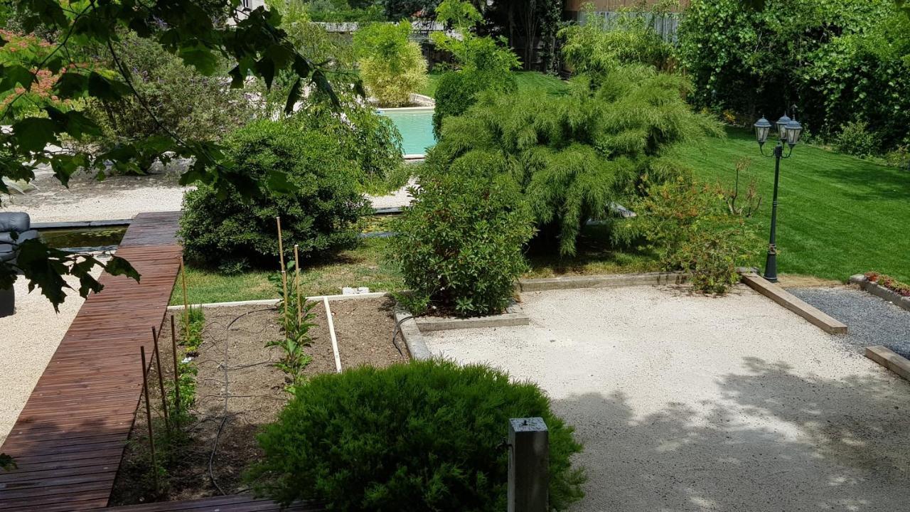 Maison D' Alys Entre Luberon Et Alpilles *